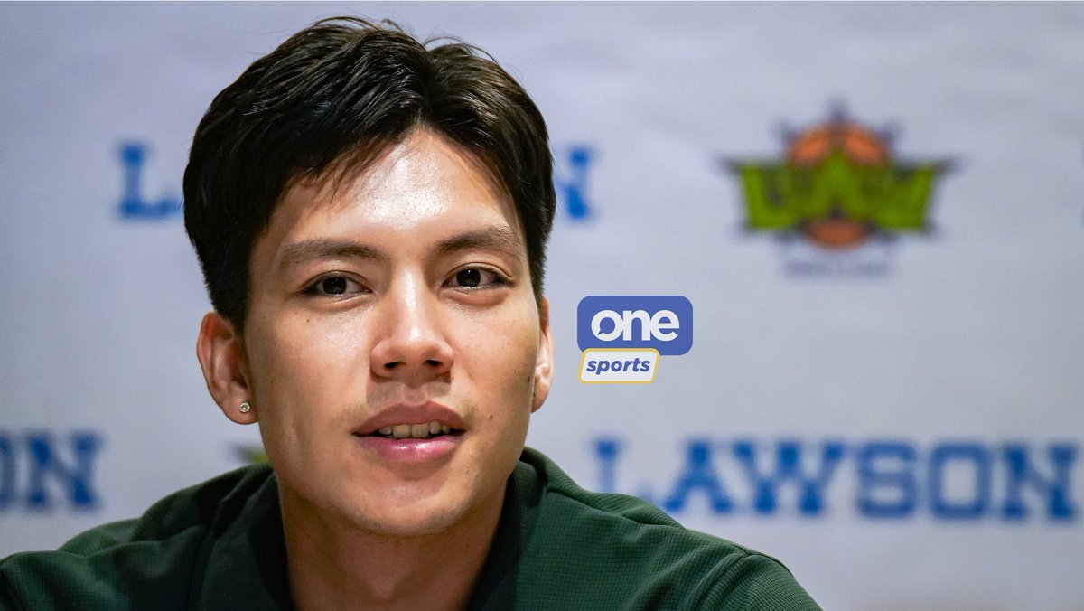 OneSportsPHL's tweet photo. LUCKY FANS 🥳

Selected fans were chosen for an up close meet and greet with Gilas Pilipinas' Dwight Ramos during the "Behind the Hoops" event at One Ayala in Makati.

#GilasPilipinas #DwightXLawson

📸 RM Chua

1/2 https://t.co/SifNsNJOFo