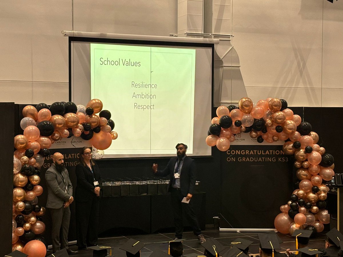 CarltonBolling's tweet photo. Rounding off an amazing week was our KS3 Graduation. What amazing evenings celebrating the success of Yr9 students with families, staff and friends. So many smiles and lots of laughter. Congratulations to all that graduated. #ambition #resilience #respect #CarltonEdge💎 https://t.co/8awEkjMCJ6