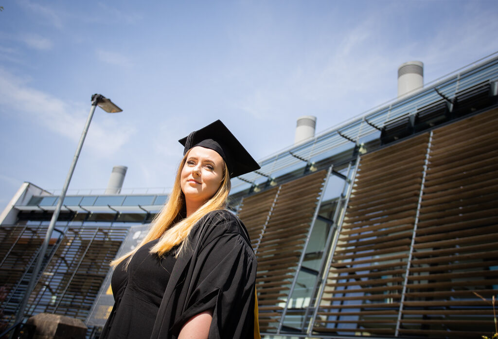 BradManagement's tweet photo. Congratulations to the 2024 School of Management graduate class celebrating their success this week!

We are proud of your efforts and achievements during your time at the @UniofBradford and look forward to seeing your futures unfold.

#TeamBradford https://t.co/uezm2nCxUO