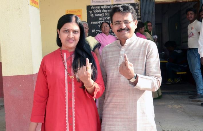 BIG BREAKING 🚨⚡

Congress leader &amp; Former MP Rajeev Satav’s wife Pradnya Satav won Maharashtra MLC elections

Big &amp; personal victory for every Congress supporter 👏🔥