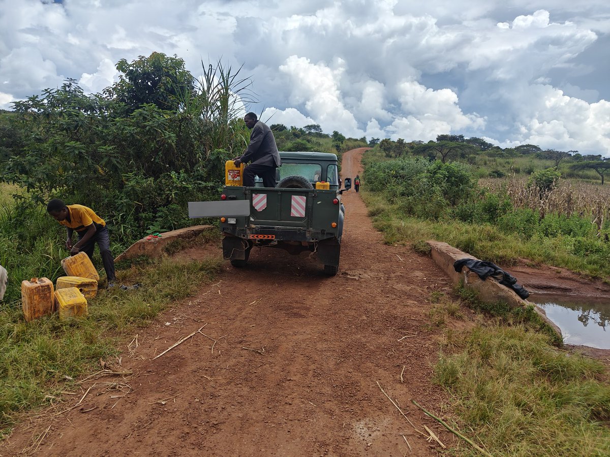 abiudat_'s tweet photo. Longest trip I have ever done in a Landrover.

Mahurunga, Mtwara DC, Mtwara Region to Bugarama, Ngara DC, Kagera Region via Dar es Salaam. https://t.co/Z0ZpyXcD75