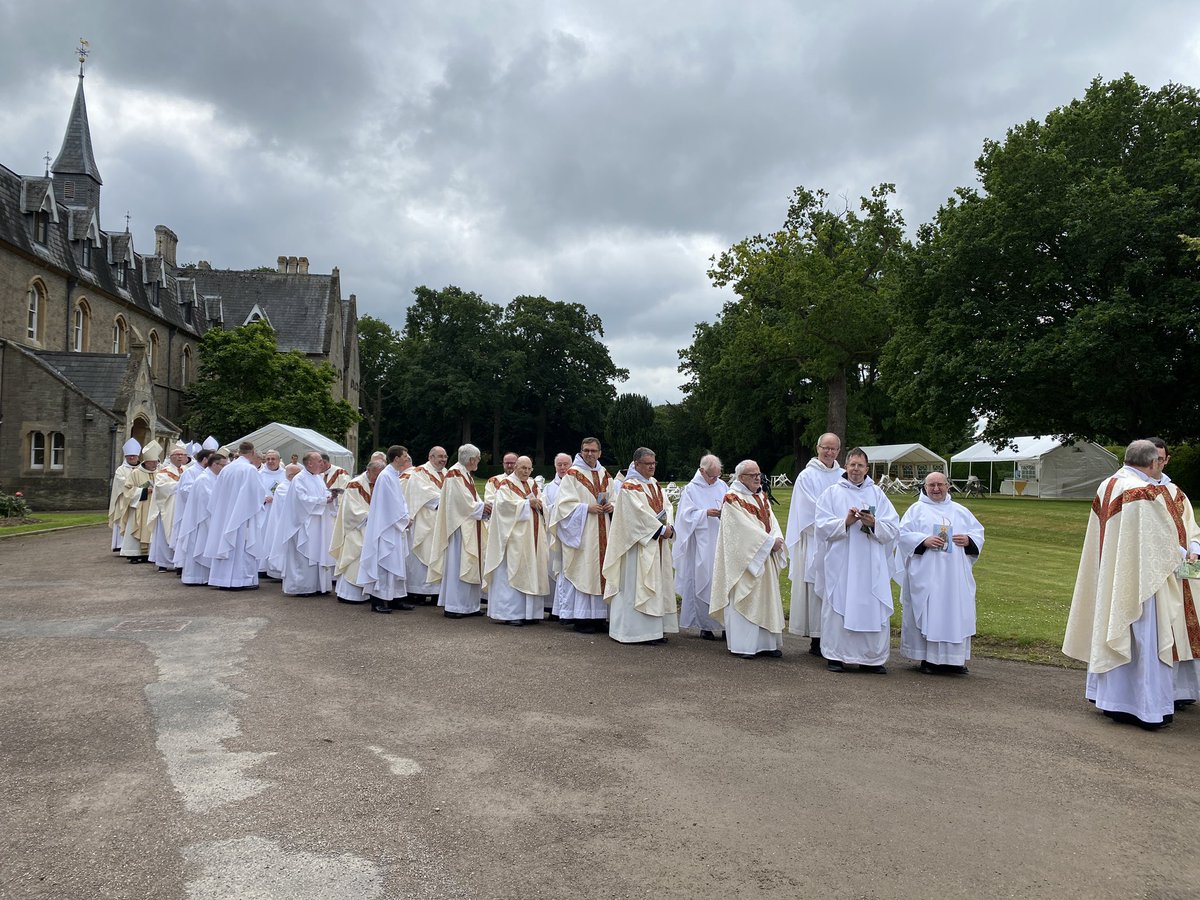 Mthr Nicol Kinrade tweet media