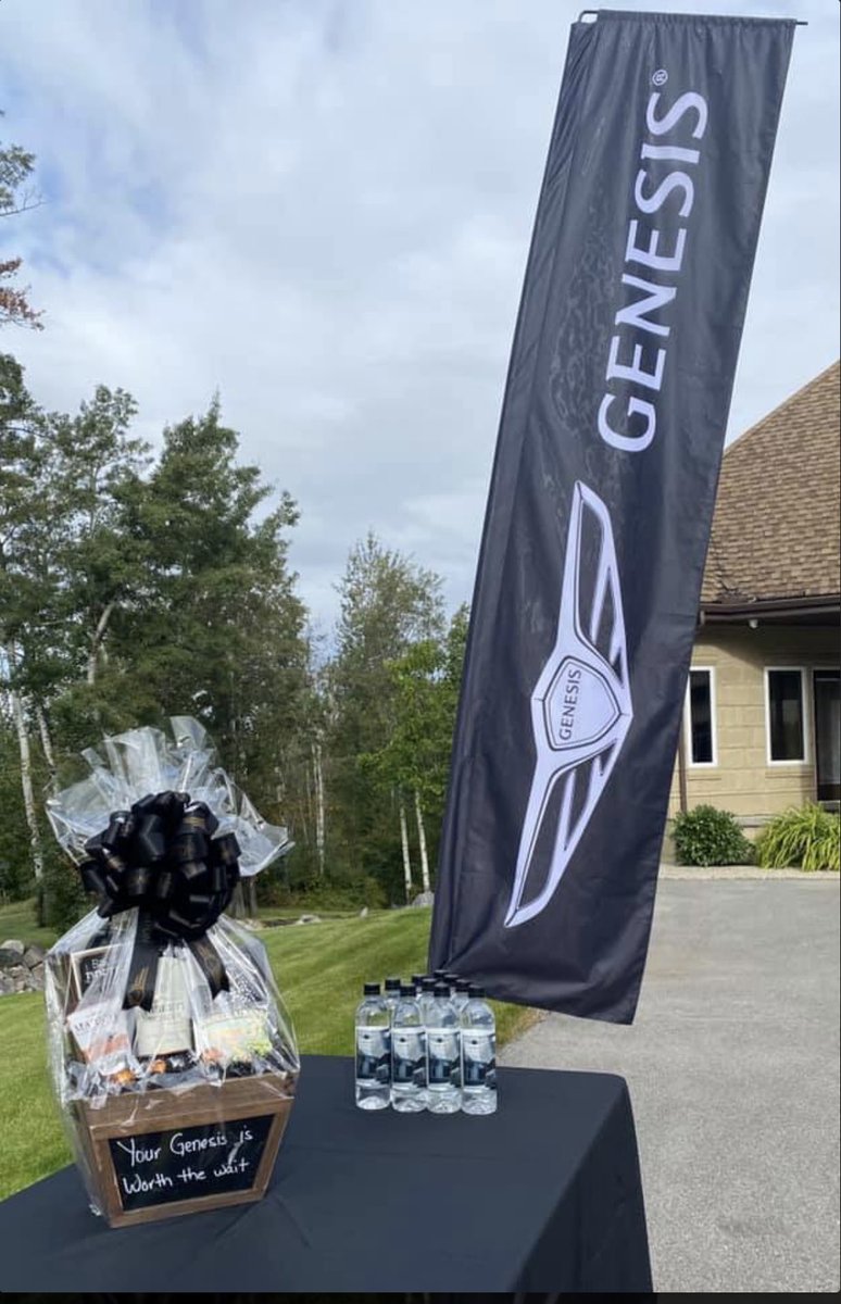 GiftitUp_'s tweet photo. Let us help you express your appreciation by offering our many years of experience 🎉 

In addition to our custom gift baskets, we can also provide imprinted ribbon with your company logo/name and/or include your promotional items in the gift basket🎁
@genesisedmonton https://t.co/nb5v4qBQ55