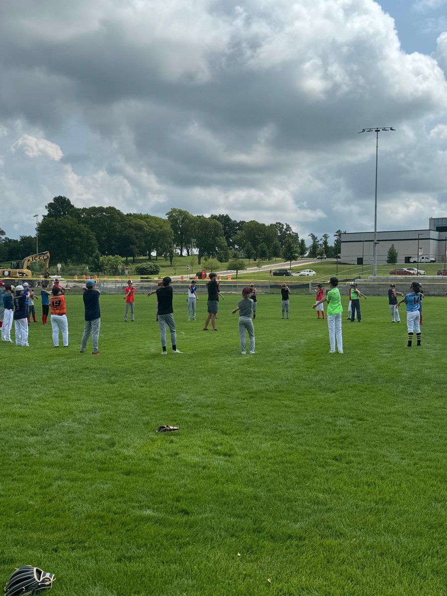Pekin Dragons Baseball (@baseballpekin) on Twitter photo Big thanks to <a href="/PCHSDragons/">Pekin High School</a> alum <a href="/gthomp06/">Gthomp06</a> for sharing his journey to <a href="/BradleyBaseball/">Bradley Baseball</a> from <a href="/ICC_CougarBsbll/">ICC Cougars Baseball</a> and leading our junior high campers through a proper warmup routine! Big things coming! #RollScales #BaseballCamp #discipline #nutrition #workout #Weightroom Big thanks to <a href="/PCHSDragons/">Pekin High School</a> alum <a href="/gthomp06/">Gthomp06</a> for sharing his journey to <a href="/BradleyBaseball/">Bradley Baseball</a> from <a href="/ICC_CougarBsbll/">ICC Cougars Baseball</a> and leading our junior high campers through a proper warmup routine! Big things coming! #RollScales #BaseballCamp #discipline #nutrition #workout #Weightroom