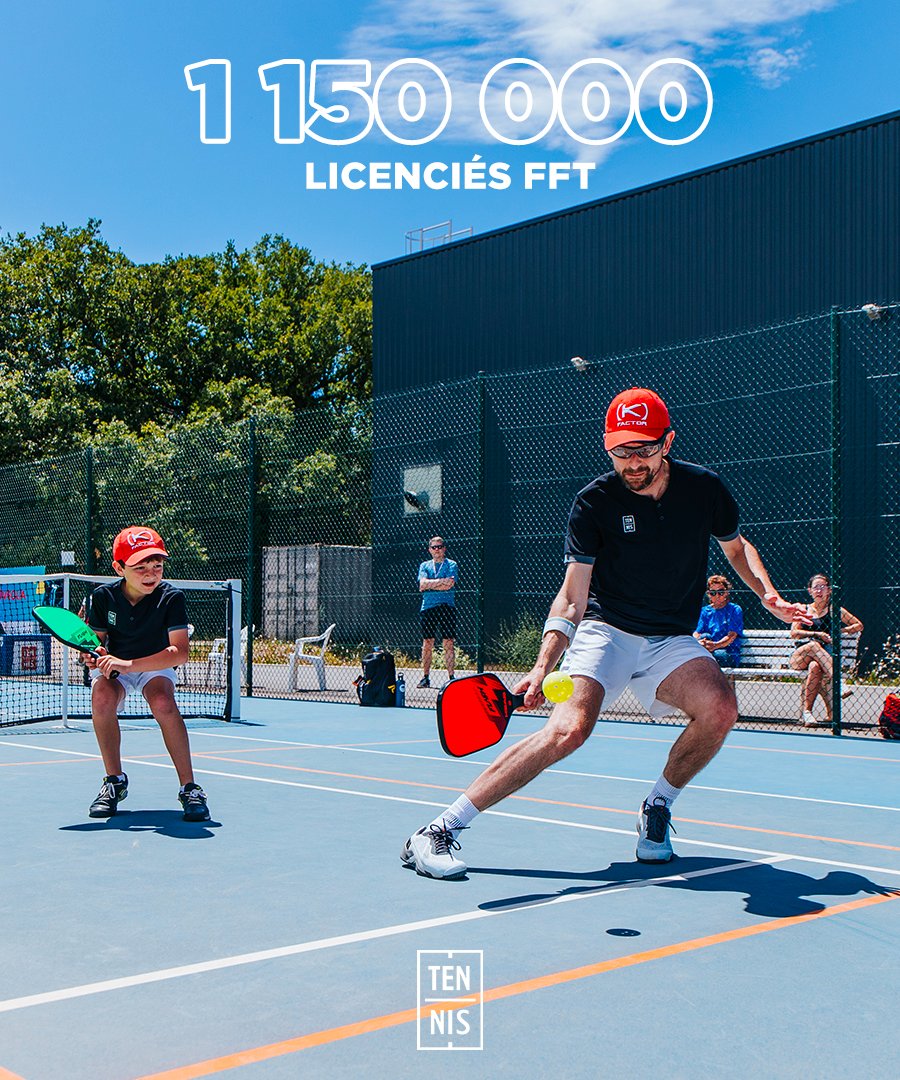 FFTennis's tweet photo. 🆕 À l'image du padel et du beach tennis, la licence pickleball verra le jour dès la prochaine saison sportive ! 

Prenez dès maintenant votre licence 2025 sur https://t.co/eKCdPenbPc 🎾 https://t.co/meLBZxC3PK