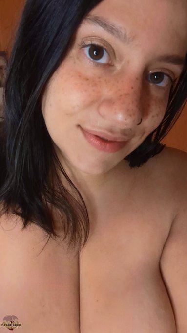 Facecard Friday!!! 🍒🍒🍒 https://t.co/ZJNcr1lM9c