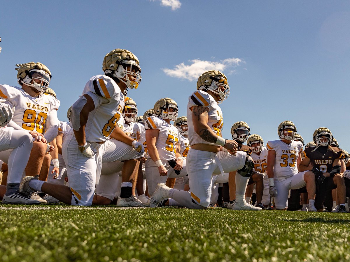 ValpoU's tweet photo. Tickets for the 2024-2025 @valpoathletics season are now on sale 🔥 Save your seat in the fan zone with:

🏈 @valpoufootball season tickets,
🏐 @VU_VB season tickets,
🏀 and @ValpoBasketball and @ValpoWBB season ticketholder deposits.

Check out at https://t.co/NPiNBFAC57 🎟️ https://t.co/jlBMsUu7Jo