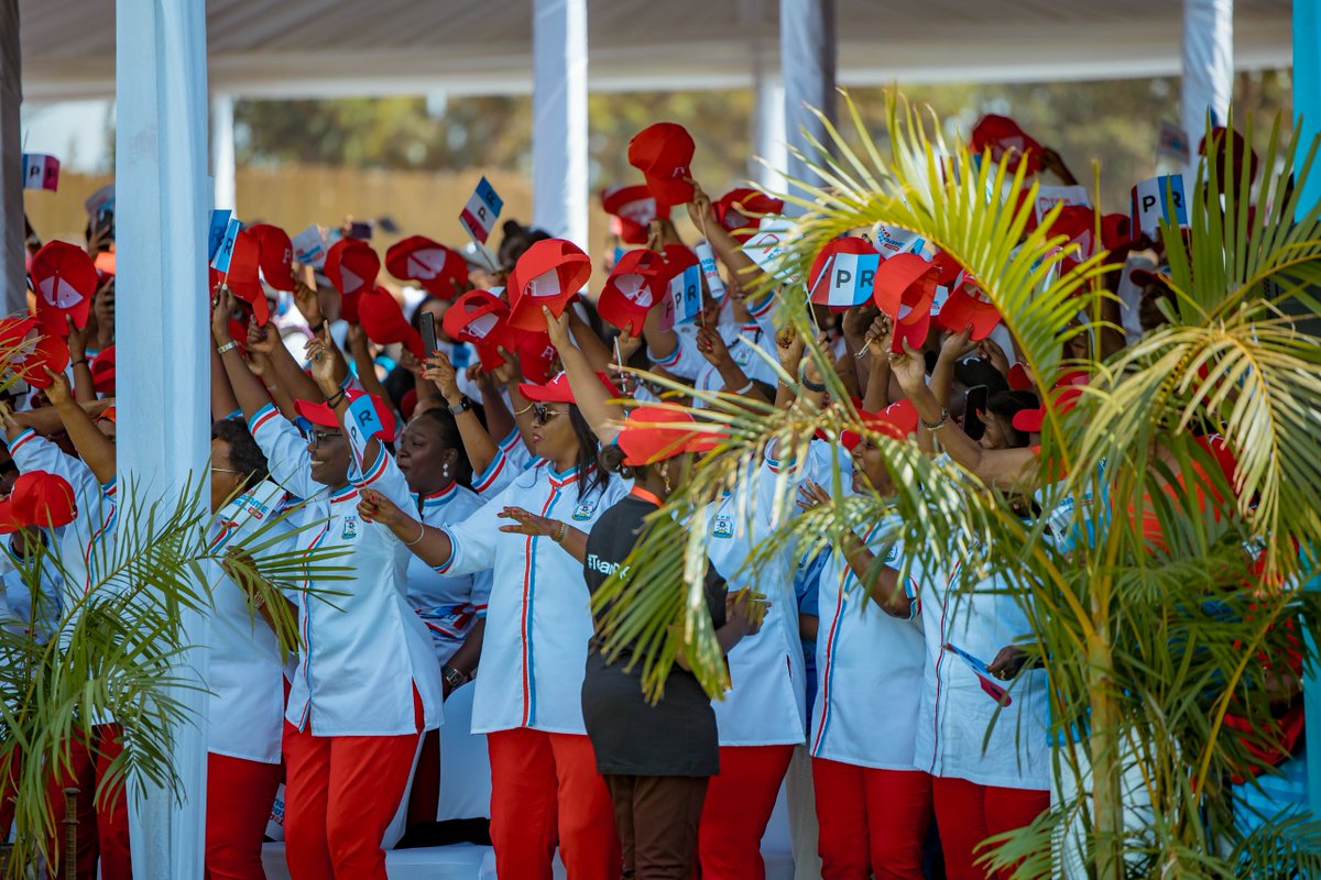 "A country that is united, a country that leaves no one behind, politics like that is unique, and that’s the type [of politics] we should have, it is the only type that can build our country from where it was to where we are today, where one always knows that tomorrow will be