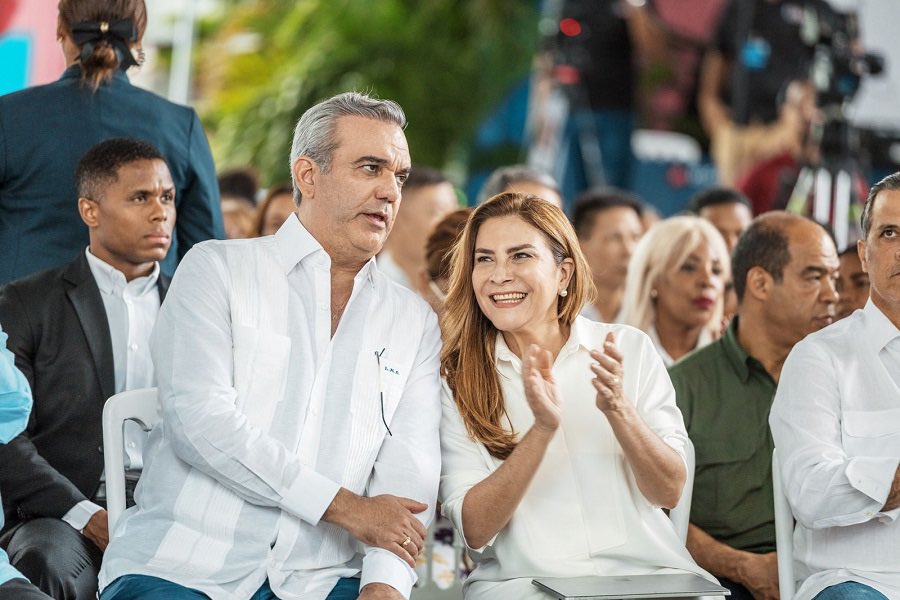 CarolinaMejiaG's tweet photo. ¡Feliz cumpleaños mi querido presidente! @luisabinader https://t.co/LsRKw9j1a3