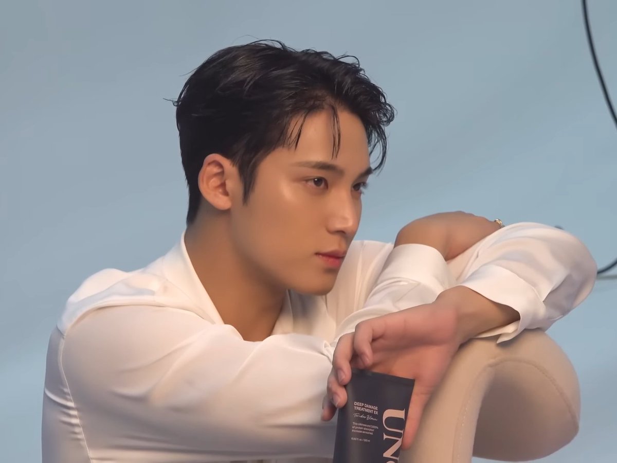 mingyu pics tweet media