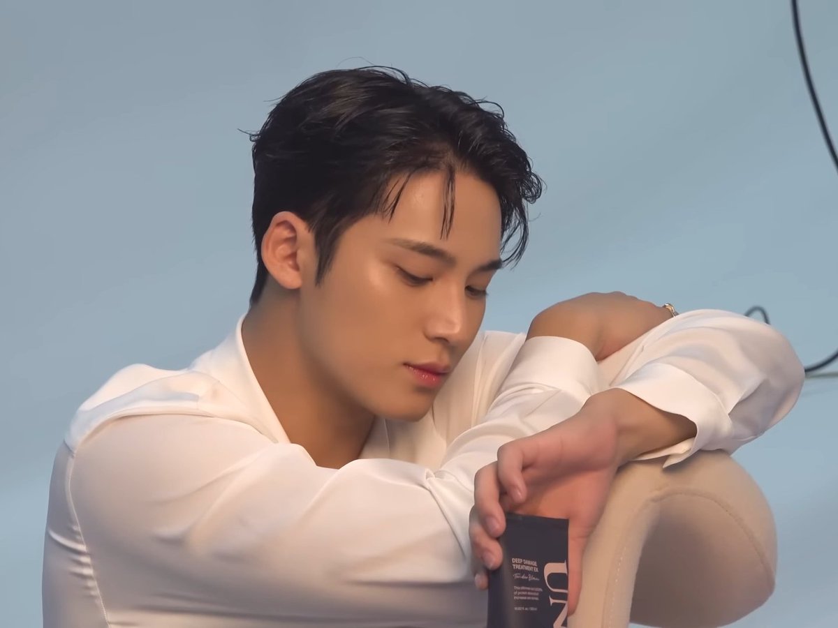 mingyu pics tweet media