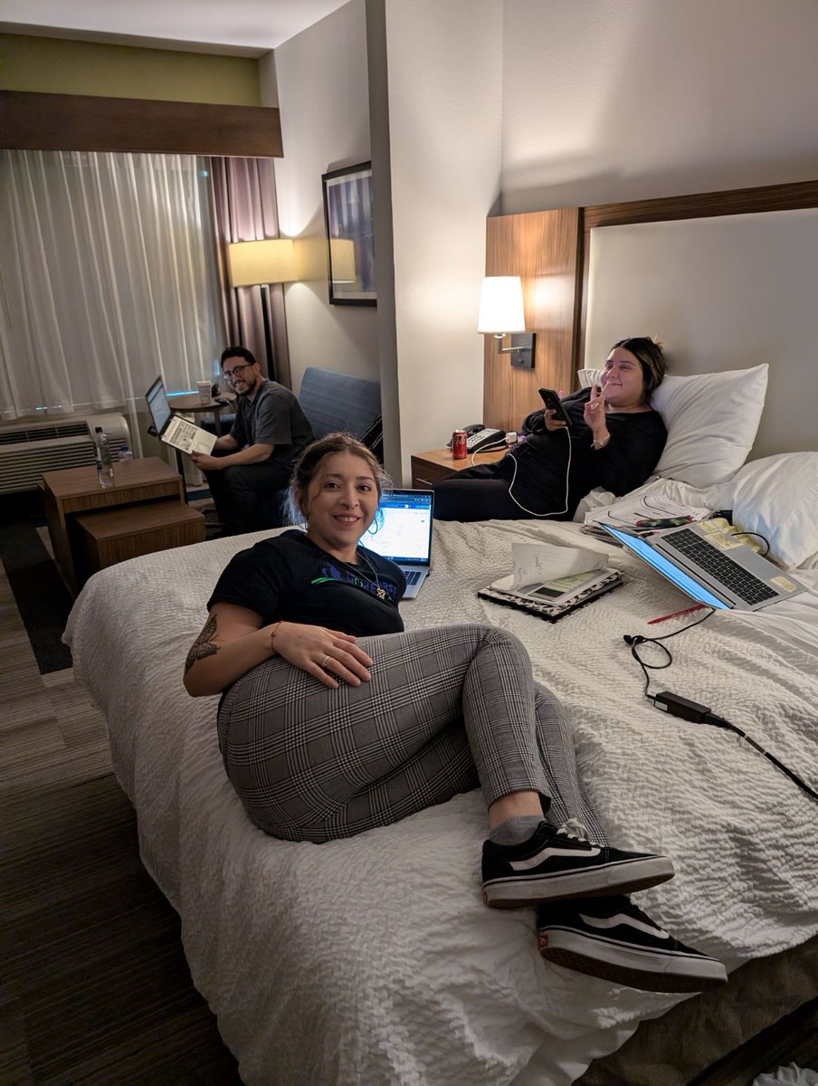 famfirsthc's tweet photo. Huge shoutout to our Houston team! Despite Hurricane Beryl knocking out power and WiFi, they rallied together in a team member's hotel room to ensure patient care continued. Your teamwork and resilience are amazing! Thank you! #HoustonStrong #LetsGetYouHome https://t.co/mX4vW534iD