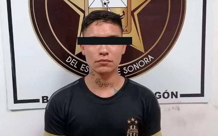 MerGarza's tweet photo. Tenemos que aprender esto chicos:

“Si va conmigo, llega viva a casa”
“Si la veo sola, no la acoso, abuso o asesino”
“Si me rechaza, no la violento, abuso o asesino”
“Si decide terminar nuestra relación, no la violento, abuso o asesino”

Ahí les arreglé su chingadera. https://t.co/SE7hRejkTX