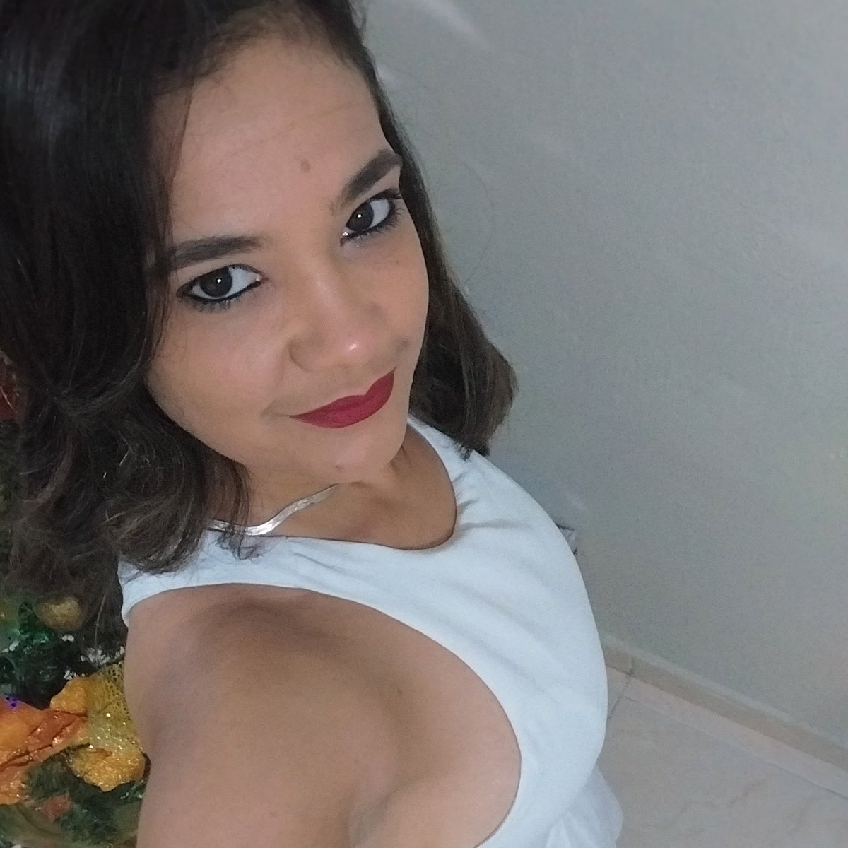 yadelmyc's tweet photo. #NuevaFotoDePerfil https://t.co/KdUZiuXcyn