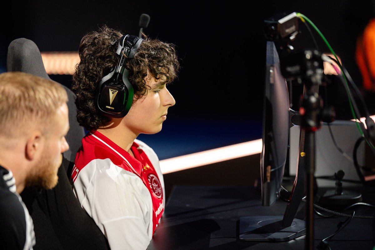 Vanavond 21:00 nemen we het op tegen Jafonso voor een plek binnen de top 8. De lijn van gister doorzetten en nog belangrijker: genieten van deze momenten waar je al die uren voor in het spel stopt. Ongelofelijk veel vertrouwen in een overwinning vanavond 💪🏻