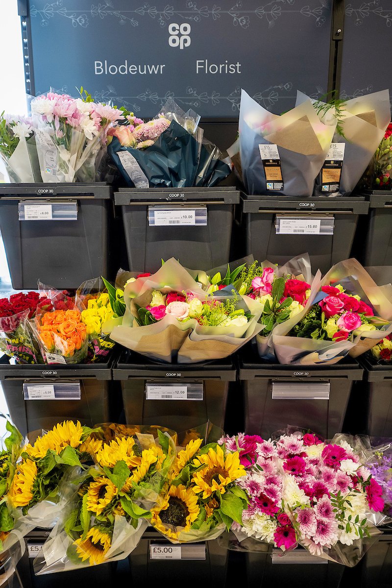 coopukpress's tweet photo. Killay's Co-op relaunches with fresh new-look following major makeover to transform the store for member-owners & customers in the #community...
#GowerRoad #Killay #Swansea #Wales @coopuk
You can read more here: https://t.co/uF0EEparmK https://t.co/ooFJA6jZnq