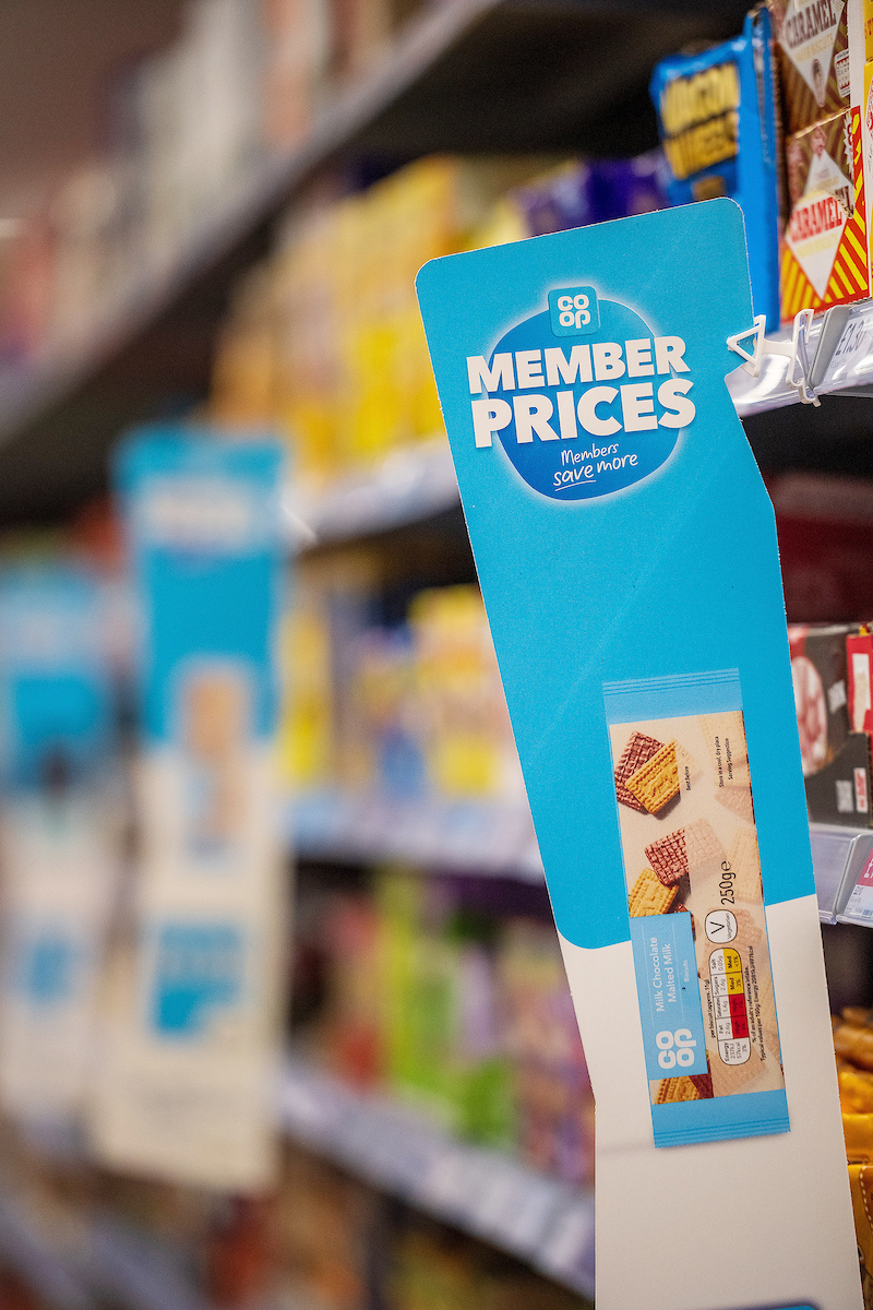 Killay's Co-op relaunches with fresh new-look following major makeover to transform the store for member-owners &amp; customers in the #community...
#GowerRoad #Killay #Swansea #Wales <a href="/coopuk/">Co-op</a> 
You can read more here: co-operative.coop/media/news-rel…
