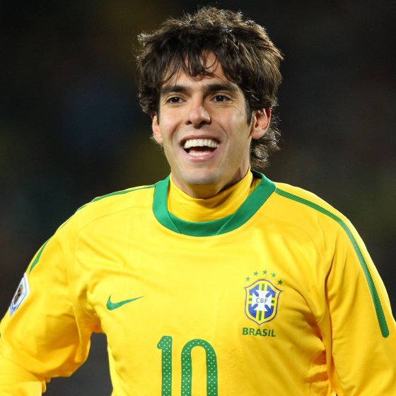 o futebol brasileiro é muito curioso...

um BAGRE do TIME B do Mirassol traiu a IZA grávida

e um MELHOR DO MUNDO foi abandonado por ser PERFEITO DEMAIS