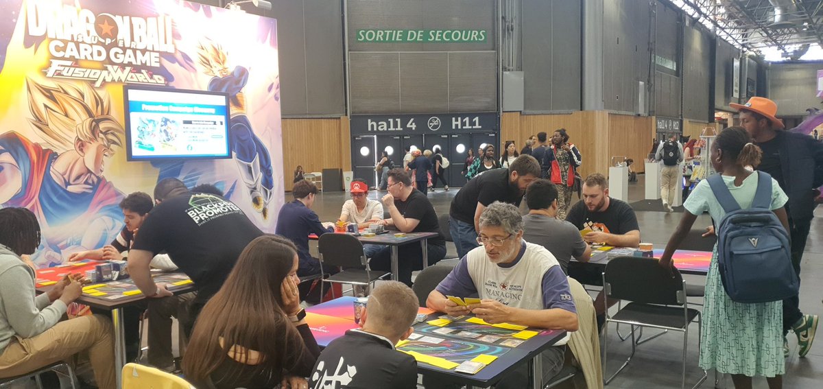 Time2Cosplay tweet media