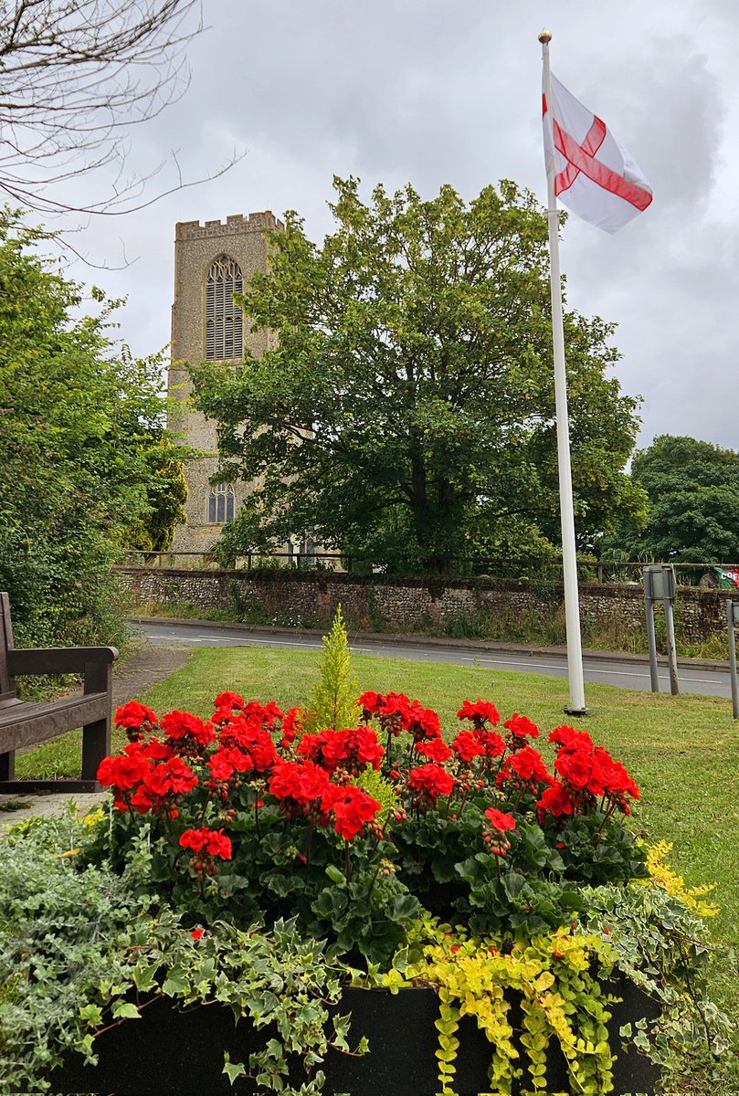 In readiness for Sunday night's big game we have raised the England flag. 🏴󠁧󠁢󠁥󠁮󠁧󠁿⚽️

#comeonengland 
#Euro2024    
#itscominghome