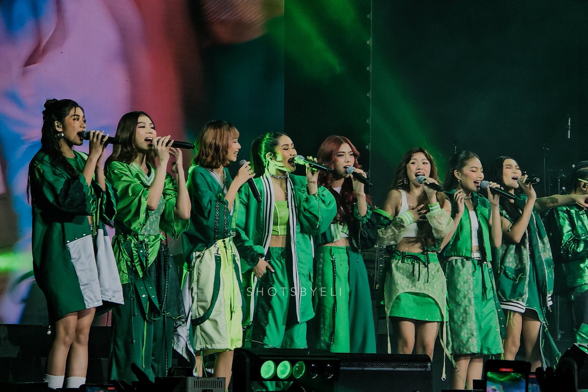 Walo walang dulo! 😭💚

BINI AT PUREGOLD CONCERT
#PuregoldNasaAtinAngPanaloConcert2024
#PuregoldXBINI <a href="/BINI_ph/">BINI_PH</a>