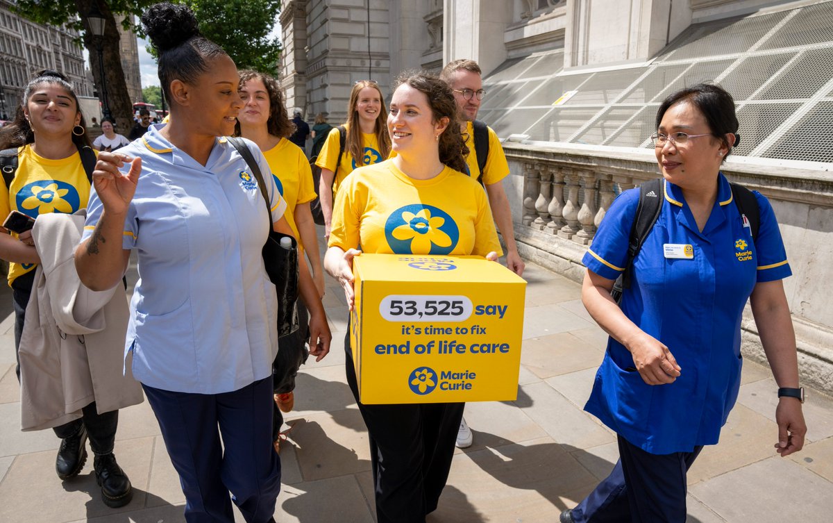 Marie Curie tweet media