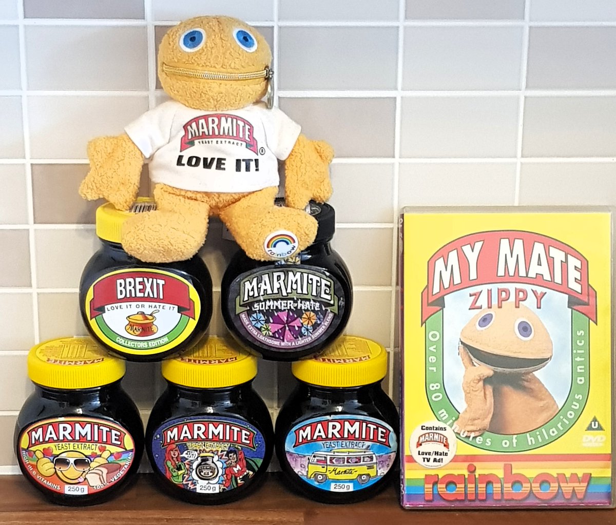 The_Wingwalker's tweet photo. Just 18 HOURS TO GO!!! Come to my place tomorrow between 10am and 2pm and "Spread the Love". #megamarmite https://t.co/dgDDbkW9fk https://t.co/J8haL6uVqH