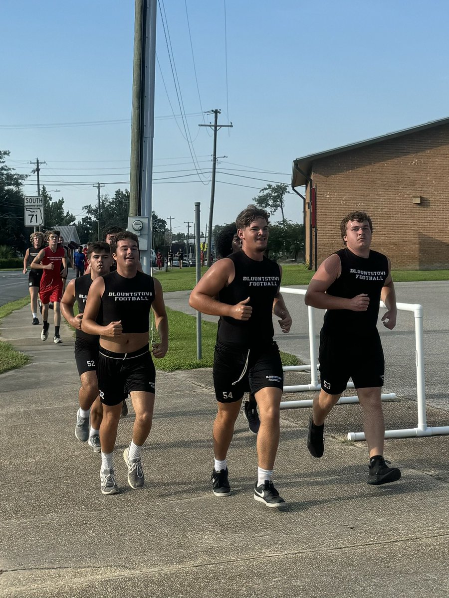 Coach Brad Waggoner tweet media