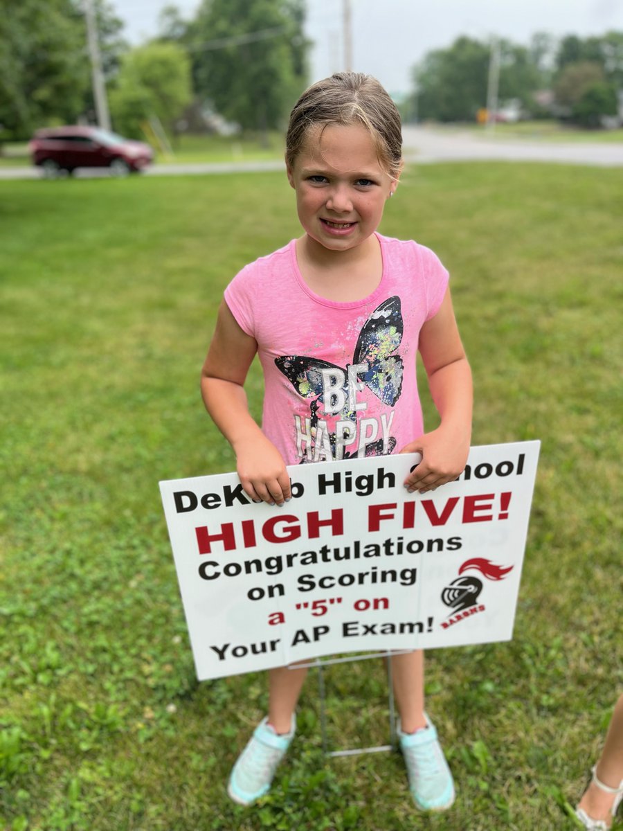 DeKalbGuidance's tweet photo. We are so proud of all of our AP students and their hard work. A couple of future Barons helped celebrate our students by placing “high five” signs in yards earlier this week! #dhsbarons #futurebarons #dekalbhighschool #apstudents https://t.co/cTDhZxwhck
