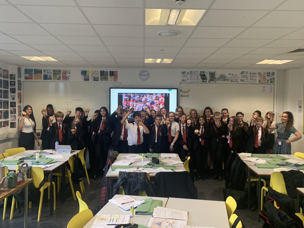 This weeks #FabulousReward goes to 7Y/EN1 for their constant hard work, effort, attendance and progress in which they had made over recent weeks 👏🏻👏🏻