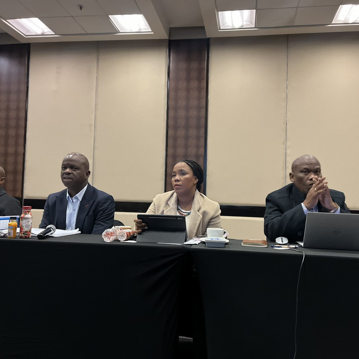 Kenetswe2's tweet photo. As we have commenced our responsibilities in the 7th Administration, we are committed to improving our communities and driving provincial transformation, also ensuring that accountability and transparency is maintained in our Departments.🇿🇦#NWPROVINCIALTREASURY https://t.co/eEgpbD0fR5