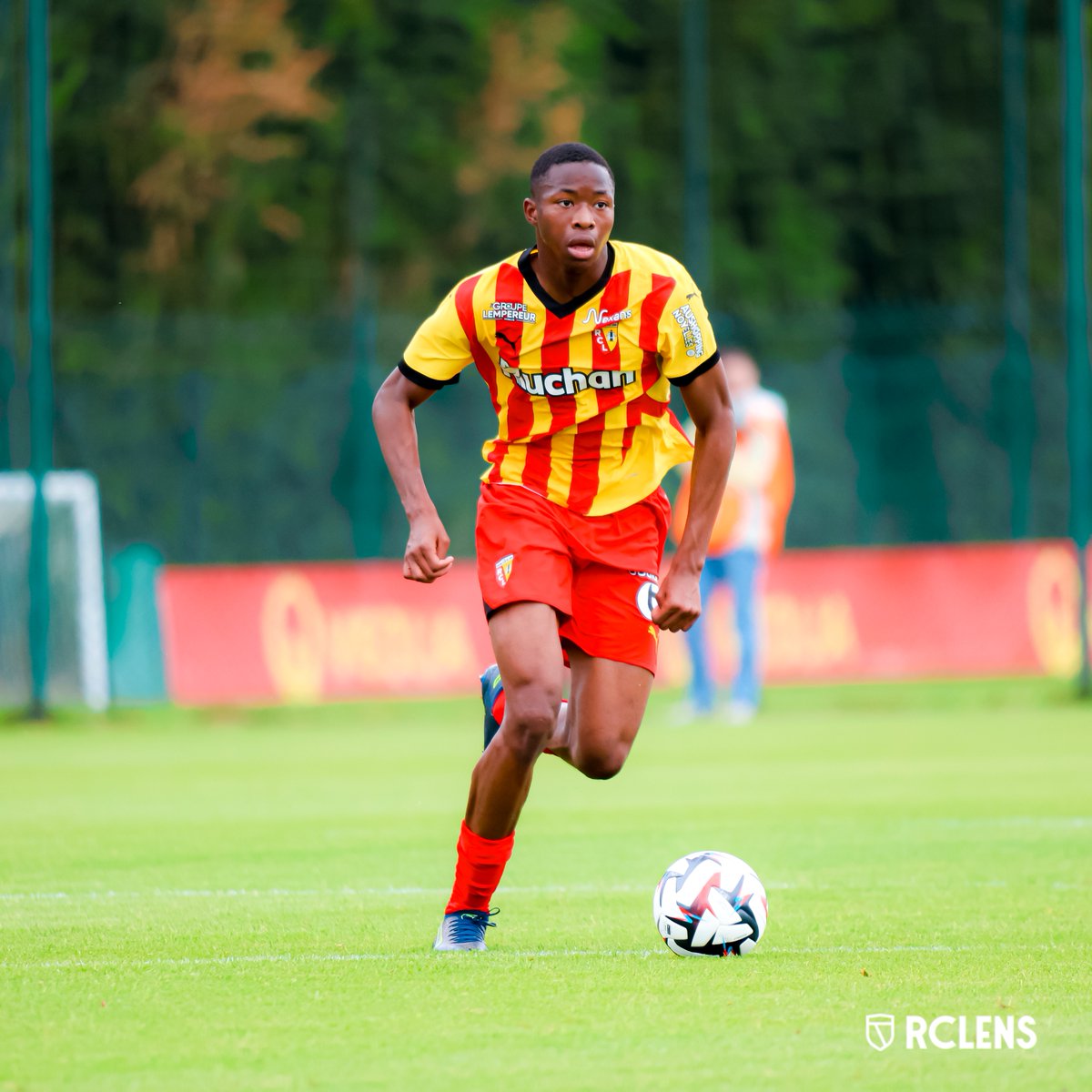 RCLens's tweet photo. 𝐀𝐯𝐞𝐜 𝐥𝐚 𝐦𝐚𝐧𝐢𝐞̀𝐫𝐞 ✍️
👉 https://t.co/i2StfgAK3q
#PrépArtésienne #RCLRED