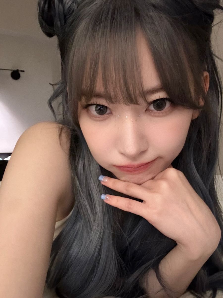 gl0r1_'s tweet photo. reply with 🐰 and i’ll give u a letter for ur favs! :3

i got "S”
Sakura and Sohyun! https://t.co/hblnqizq72