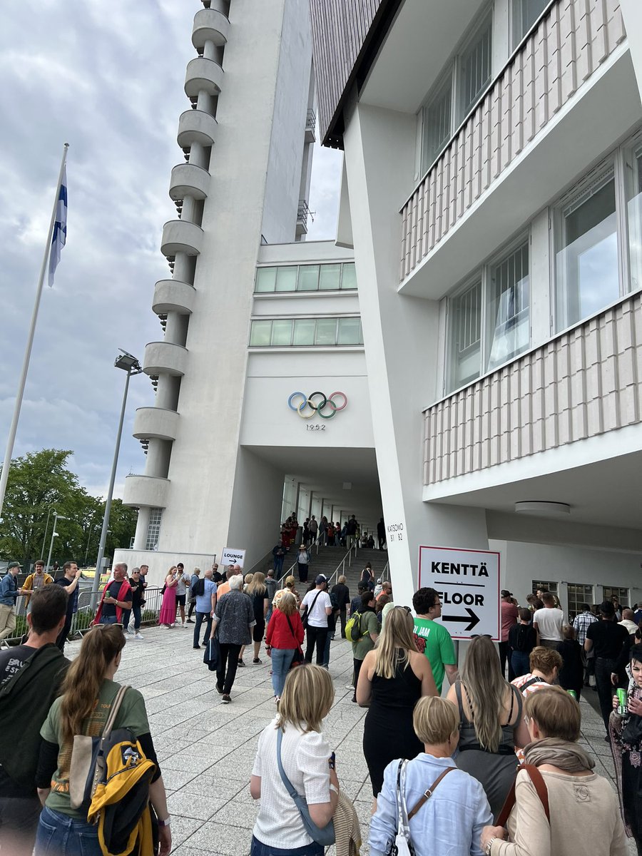 mrEelco's tweet photo. Next stop: Helsinki 🇫🇮 
#springsteen #helsinki #Springsteen2024
#SpringsteenTour2024 #bosstime https://t.co/0Lzhfld34t