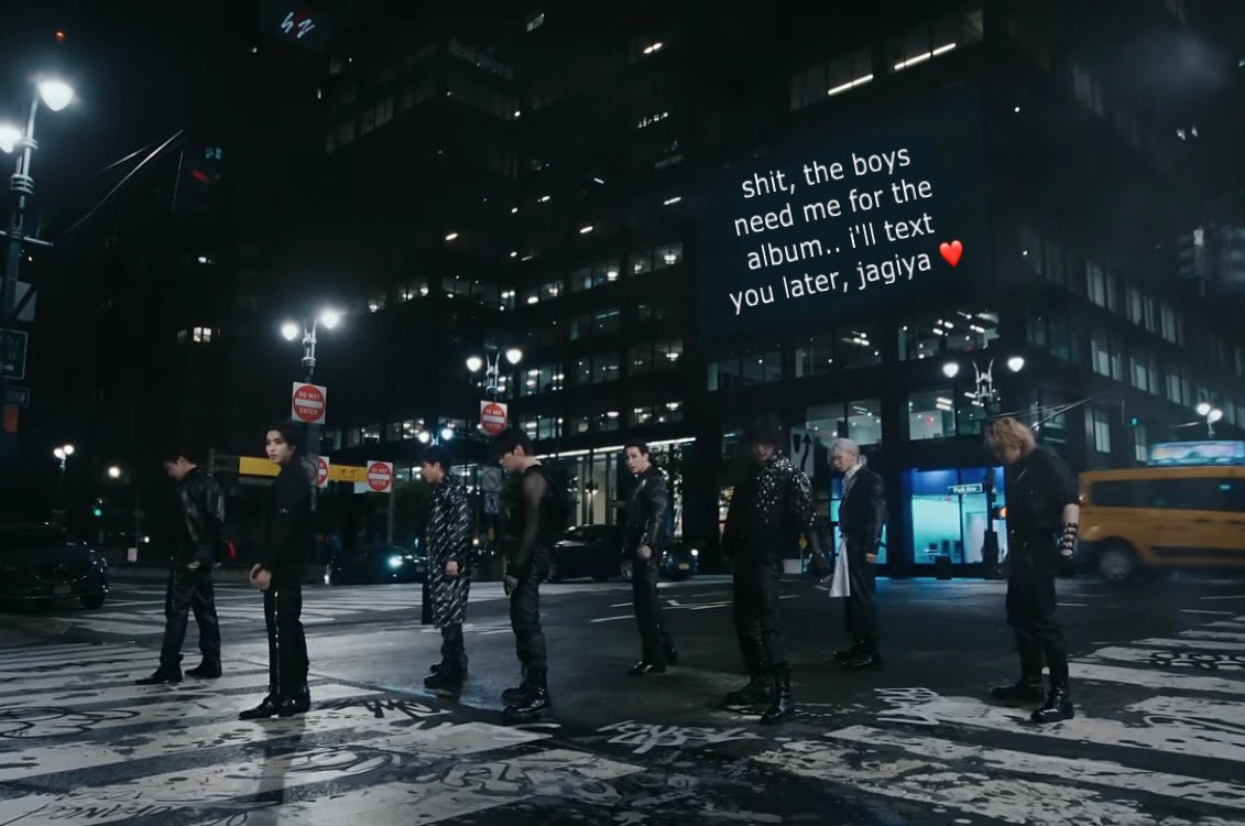 omg guys wtf did yall notice this in the teaser??