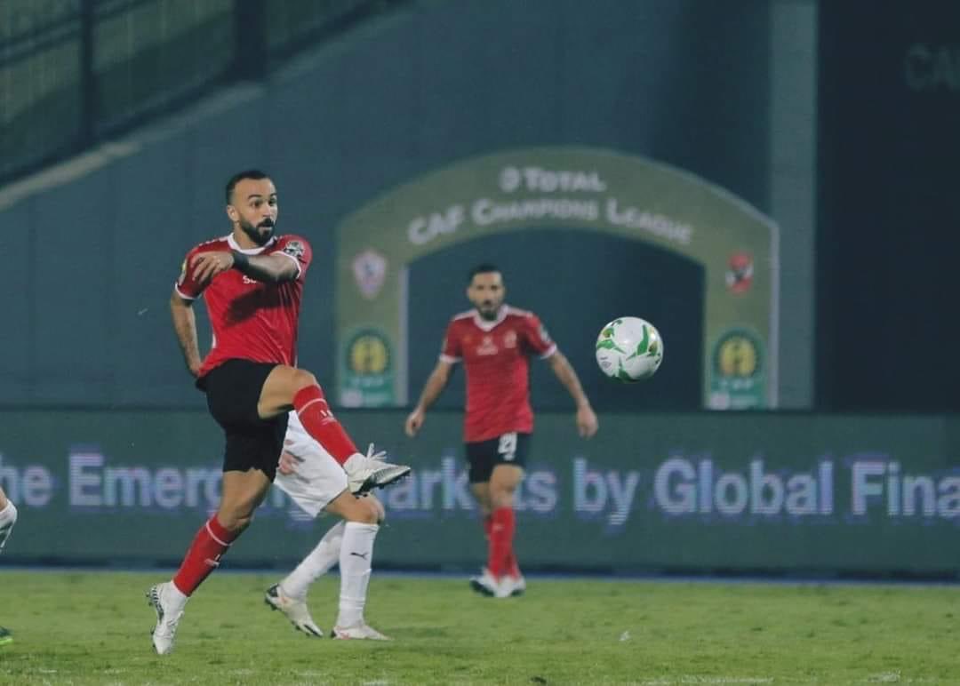 mentality_74's tweet photo. من مفارقات الجميله ان جول قفشه ف الدقيقه 85 ف نفس استاد القاهره ف نفس زاويه المرمي ونفس معاد مباراه الساعه 9 ، ونفس يوم الجمعه حد يطمنا ع اخواتنا الزمالكاويه 😆😆😆😆😆 https://t.co/KNyutWdKHs
