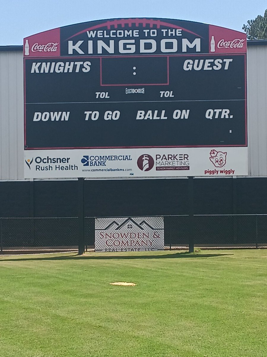 Reminder that ad forms for the program went home with players this week. Attached is a form. Also attached is an example of what the endzone sponsorships will look like. A great way to help support!