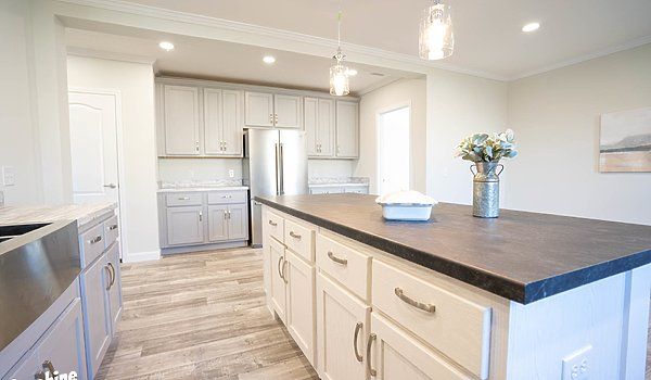 YourINDHomes's tweet photo. This is the luxurious main bedroom retreat you've been looking for! 🤔 🛏️

Let us know your thoughts in the comments! For more skillfully crafted family homes near you, visit https://t.co/AmZbOWCmQs https://t.co/miZhrPoPHr