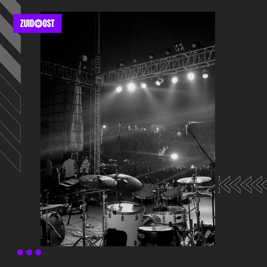 ZuidoostRecord's tweet image. What an incredible night! Huge thanks to everyone! The energy was off the charts, and the performances were unforgettable. We're grateful for your support and can't wait to do it again!

#ConcertRecap #ZuidoostRecords #DikkeJaap #E-Melody