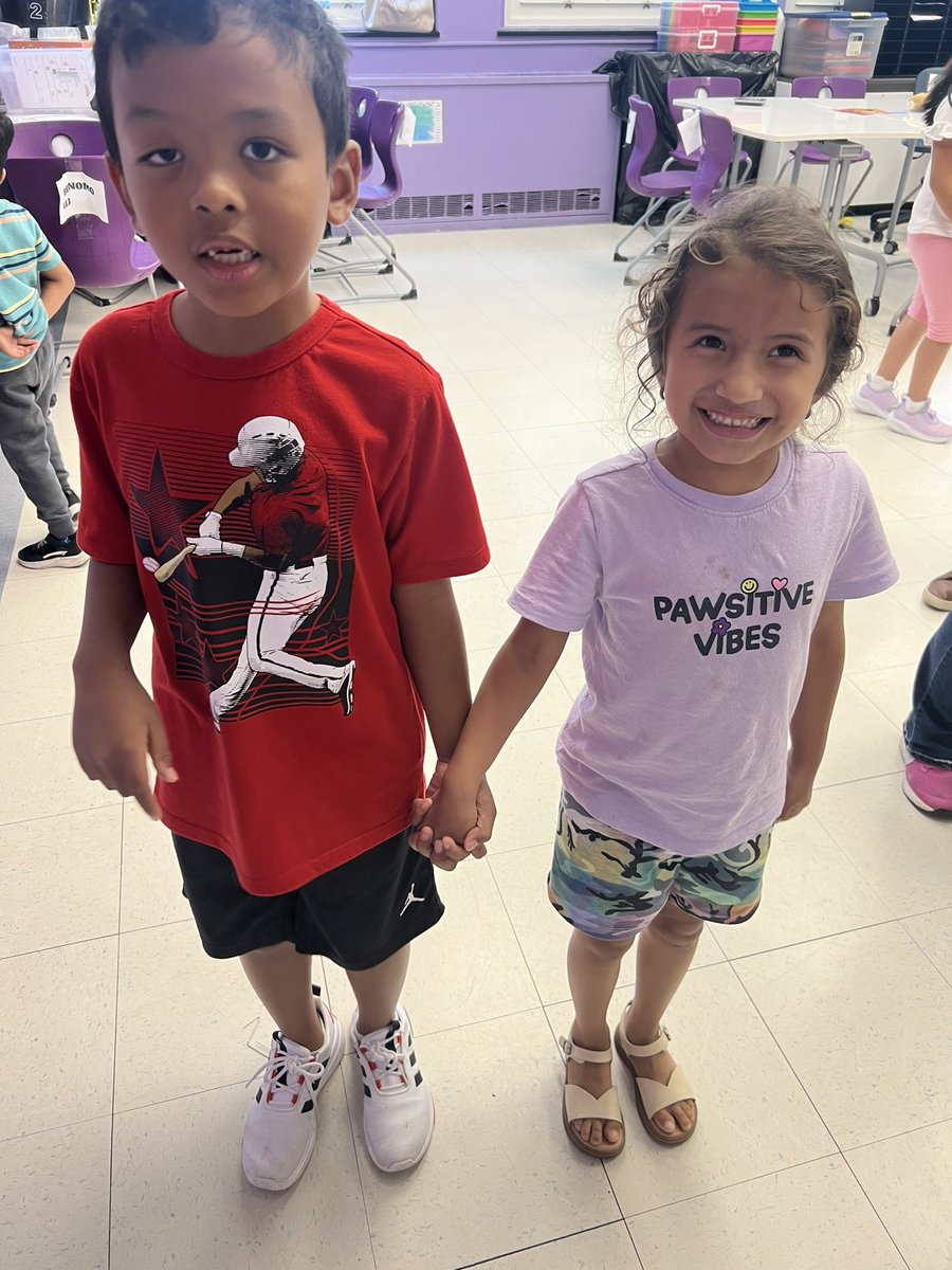 Ms.Paulik tweet media