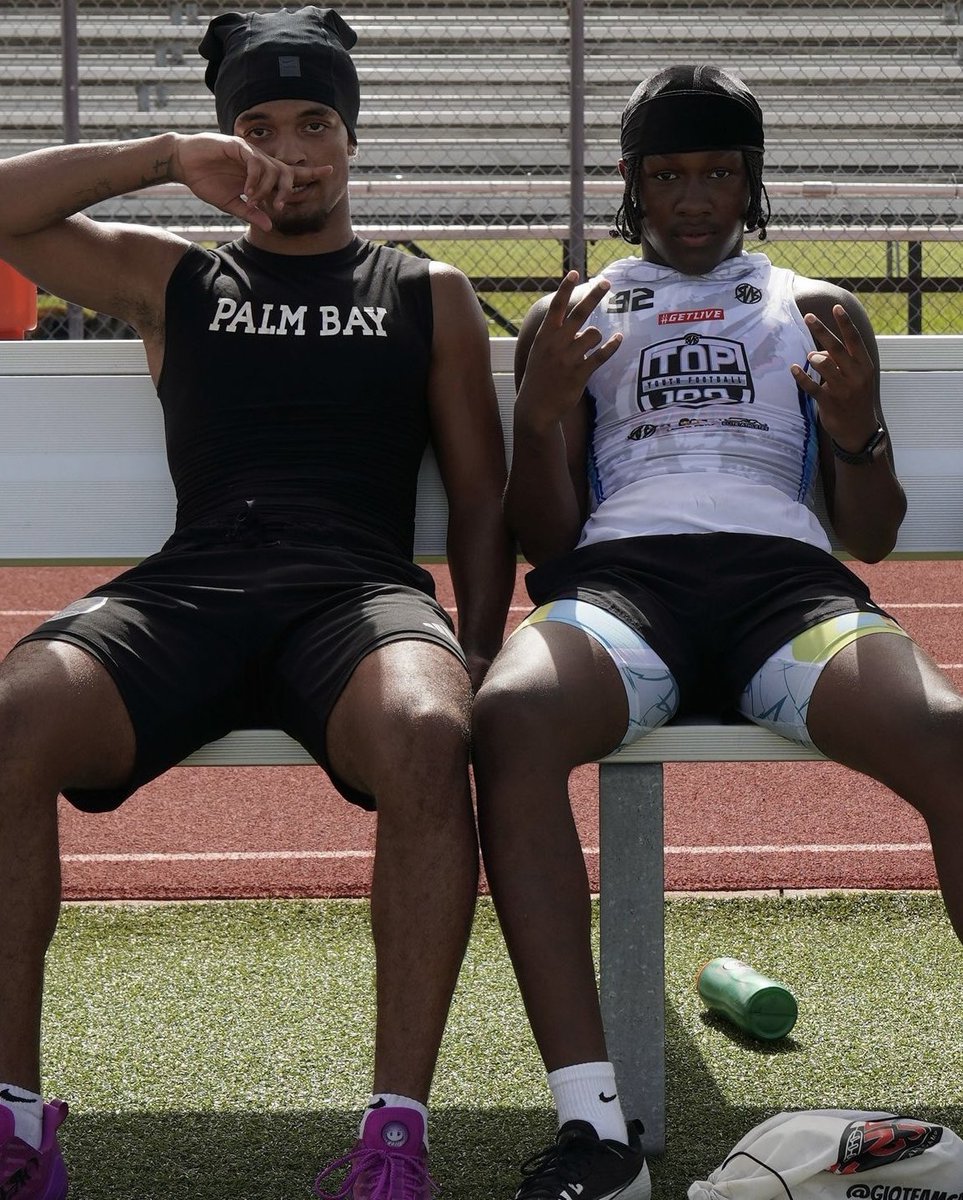 Larry Johnson III0️⃣ (@theyluvlarry7) on Twitter photo always working just meant for this💯 <a href="/CoachStefon321/">CoachStefonJ</a> @CoachWatkinsPB <a href="/Coach_Brown321/">Coach Brown</a> <a href="/Coach_BenderPb/">Coach Bender</a> <a href="/CoachStuBrown/">Stuart Brown</a> always working just meant for this💯 <a href="/CoachStefon321/">CoachStefonJ</a> @CoachWatkinsPB <a href="/Coach_Brown321/">Coach Brown</a> <a href="/Coach_BenderPb/">Coach Bender</a> <a href="/CoachStuBrown/">Stuart Brown</a>