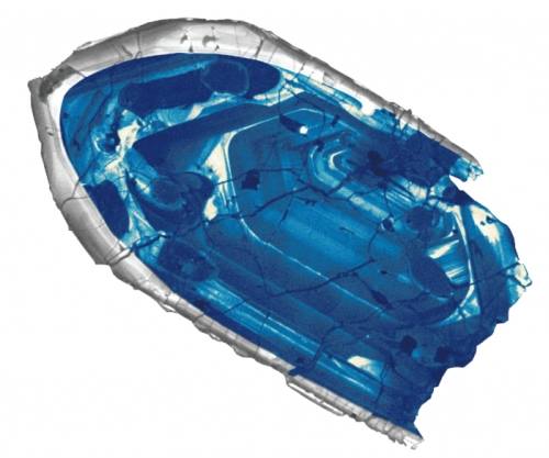 Geology_History's tweet photo. In February 2014, a zircon crystal found 13 years earlier in #Australia’s Jack Hills region made headlines. With 4.4 billion years it is the oldest known mineral on #Earth. The hosts of the @planetgeocast  discuss its fascinating history   💎🇦🇺 
 https://t.co/kV99ZXNPQC https://t.co/aGt91VnYqx