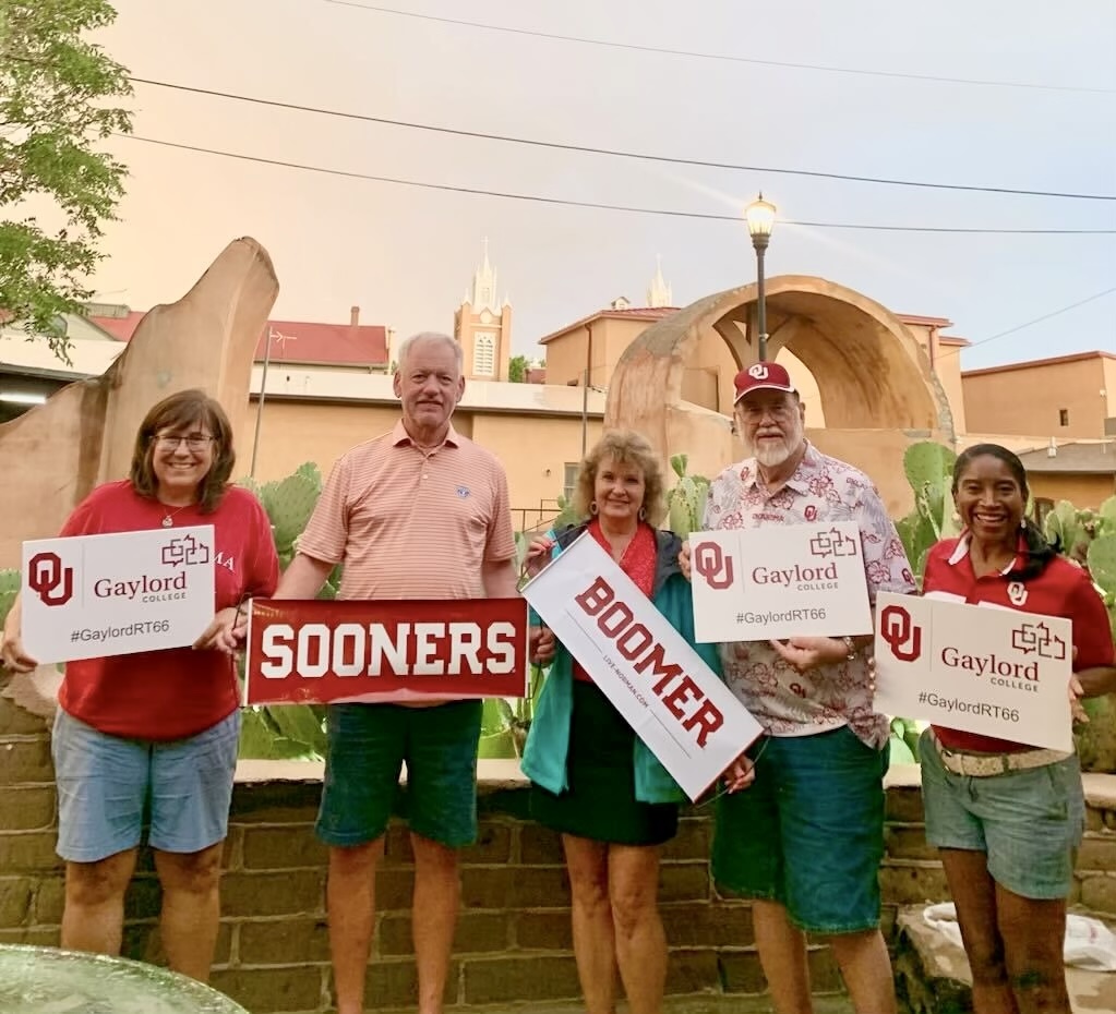 OU_Alumni's tweet image. Thank you to all the #OUAlumni who came out to support the #GaylordRoute66 trip! 

Missed out on all the fun? Don't worry, you can still support our students by visiting: give.oufoundation.org/Route66