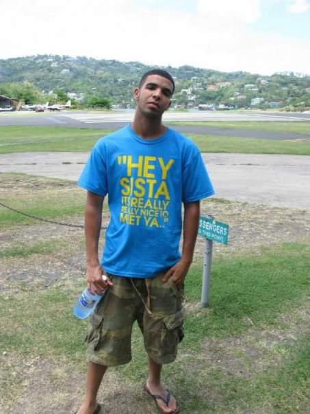 LensDrip's tweet photo. Drake has the biggest L in rap/hip hop history 🥴 https://t.co/Lzyysc9P7z
