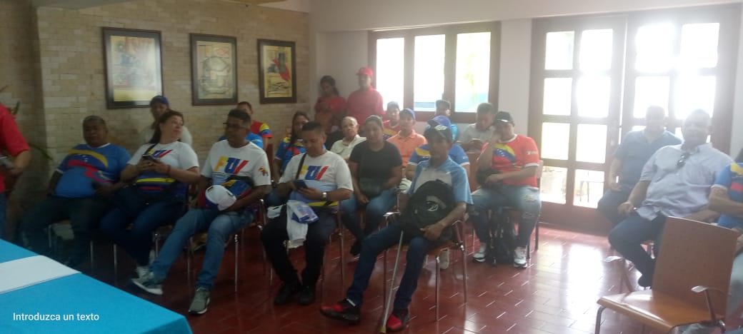 👆 Hoy #12Jul en reunión de trabajo político, para la organización, movilización y defensa del voto este 28Jul2024. Porque <a href="/NicolasMaduro/">Nicolás Maduro</a> es Nuestra Esperanza!
#FTUV #YoSoyFtuv
<a href="/cbolivariana/">Central Bolivariana CBST</a> <a href="/FtuvOficialVe/">Federación FTUV</a> 
<a href="/NicolasMaduro/">Nicolás Maduro</a> <a href="/MPPEU_Ve/">MPPEU_Ve</a>