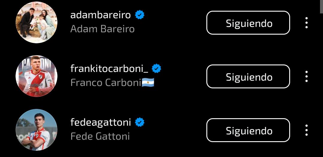 -Porque seguiste 3 personas más en instagram? Infiel del orto

-Yo: