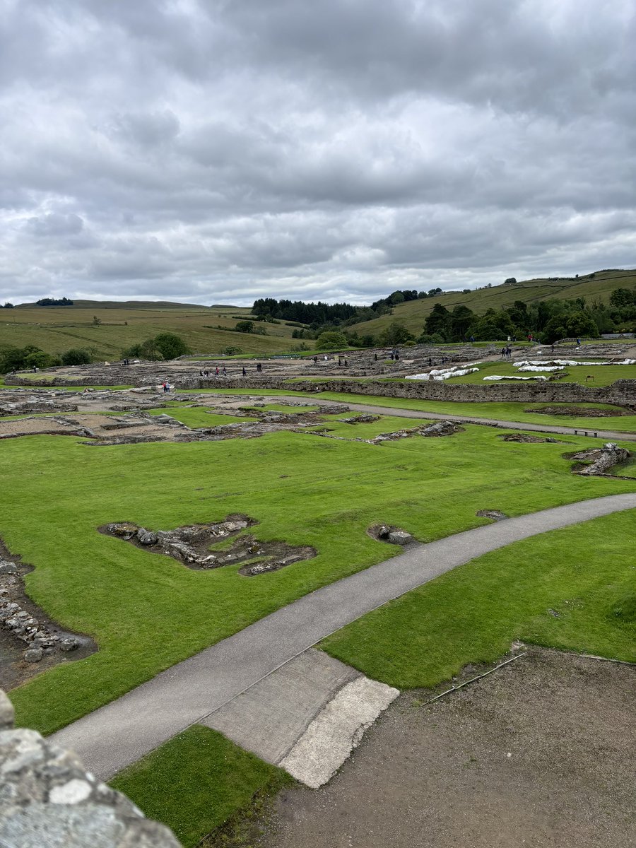 MrsPotterEng's tweet photo. What a day… being taught by a Roman teacher, touching Hadrian’s Wall and visiting the beautiful Vindolanda. We can’t wait to visit again 🫶🏻 #LatinExcellence @BirkdaleHS @centreforlatin https://t.co/CYdZFM0XTL