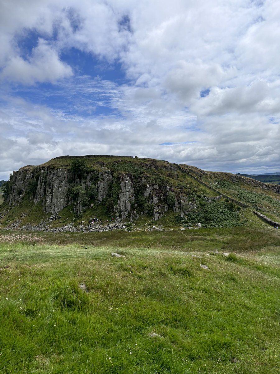 MrsPotterEng's tweet photo. What a day… being taught by a Roman teacher, touching Hadrian’s Wall and visiting the beautiful Vindolanda. We can’t wait to visit again 🫶🏻 #LatinExcellence @BirkdaleHS @centreforlatin https://t.co/CYdZFM0XTL