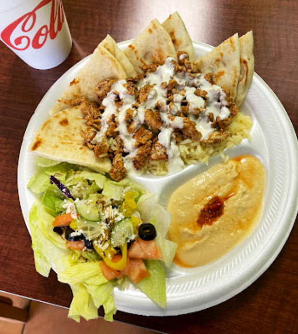 MonaPitaNC's tweet image. Excited to discover our savory platters? At MonaPita.com, enjoy a variety of delicious platters: #Vegetarian, #BeefKabob, #ChickenKabob, #KaftaKabob, #LambGyro, #Shawarma, and #MixedGrill.
 
DoorDash: bit.ly/MPDoorDash
GrubHub: bit.ly/MonaPitaGH