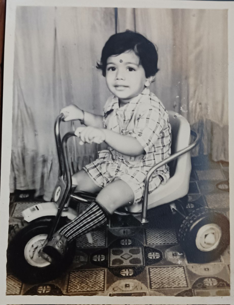 atmbiopro's tweet photo. My childhood pic on a tobu cycle🛴
#BlackAndWhiteMemories🍫🍦✨️🥰
@atmbiopro #AtmanDas🎓📸🌻 https://t.co/4L68j984z9